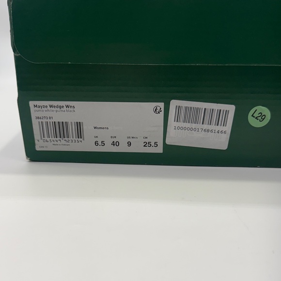 Puma White and Black Women's Athletic Shoes - Picture 2 of 6